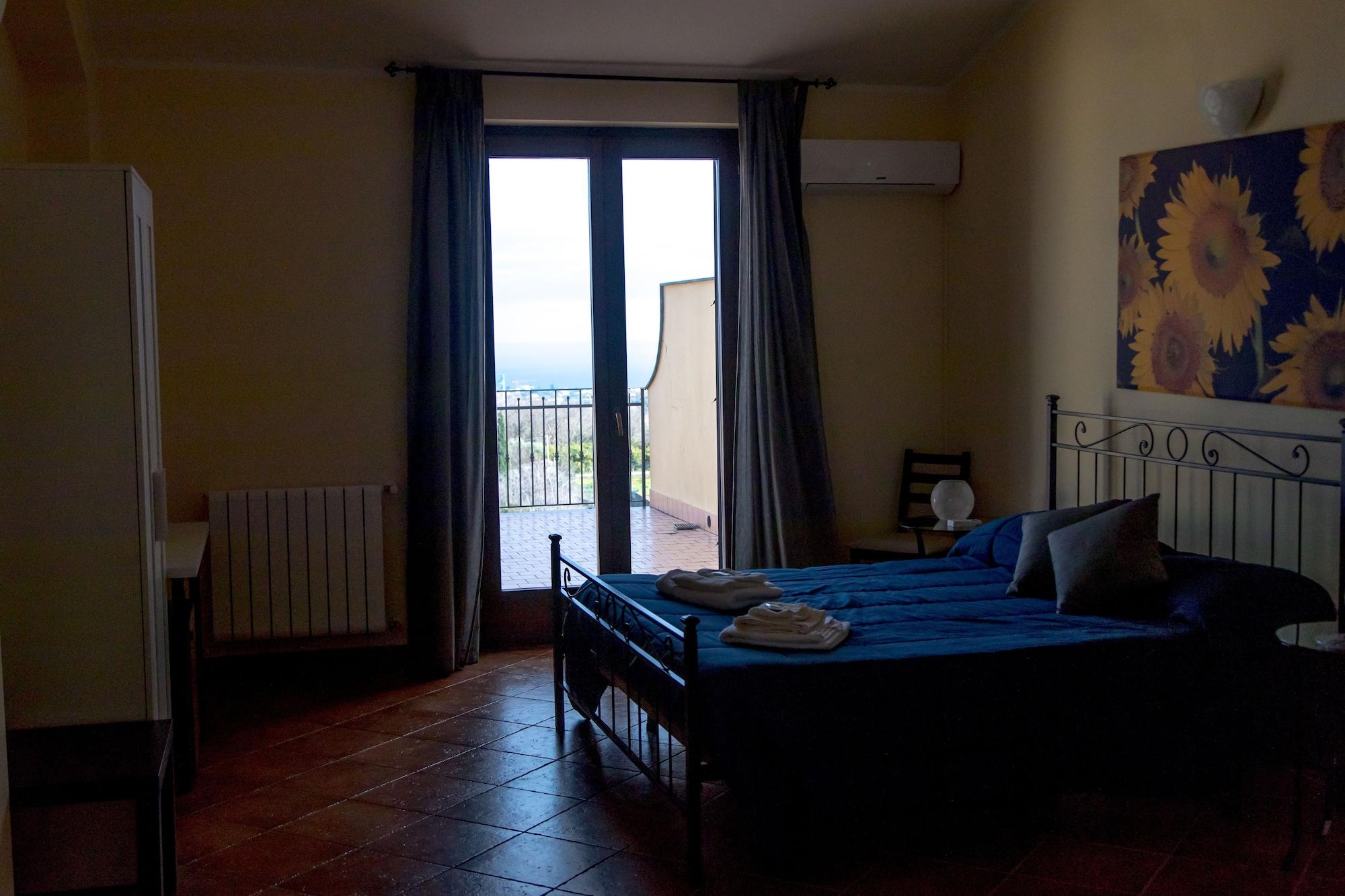 Hotel Gli Ulivi Dell'Etna Linera Exterior foto